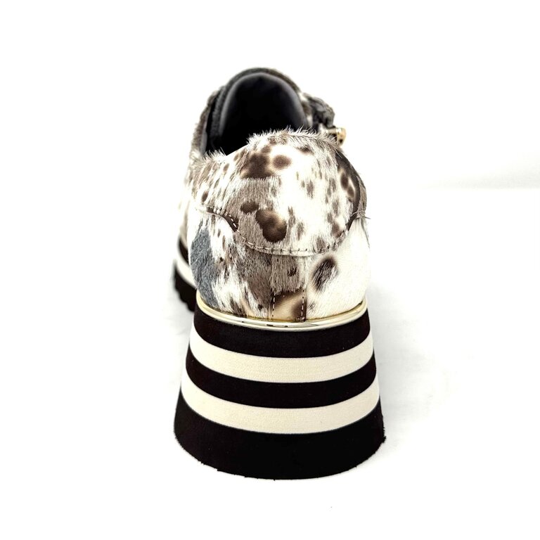 Django & Juliette Eammes shoe