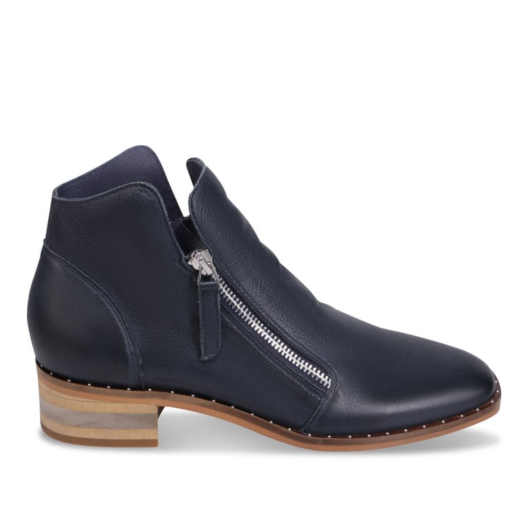 Django & Juliette Floriss boot