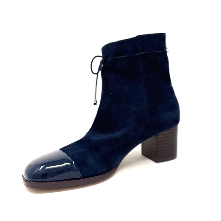 Django & Juliette Valina boot