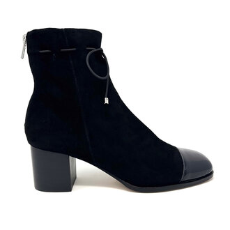 Django & Juliette Valina boot
