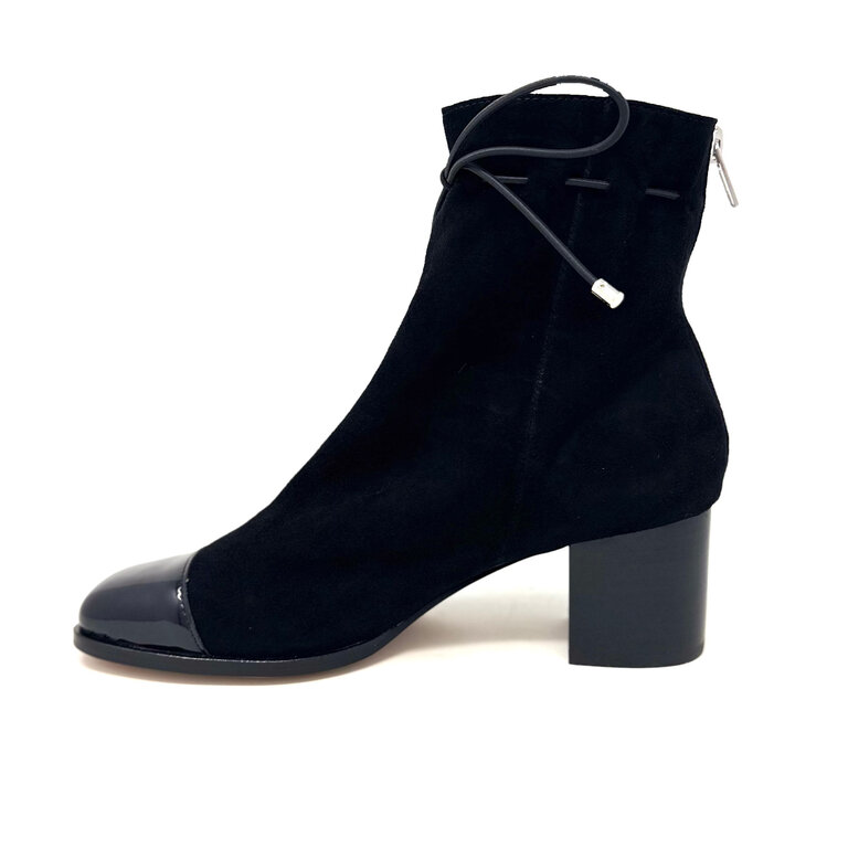 Django & Juliette Valina boot