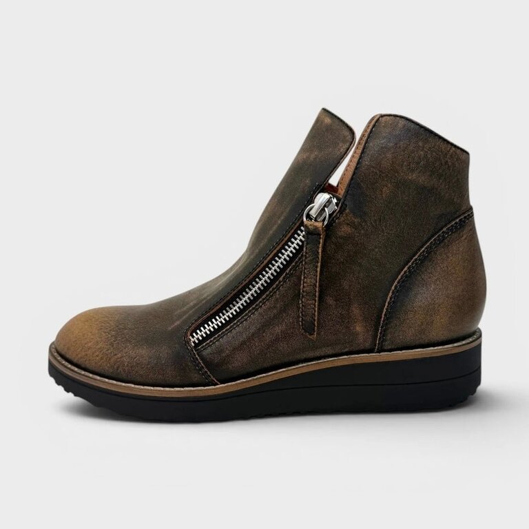 Django & Juliette Nene boot