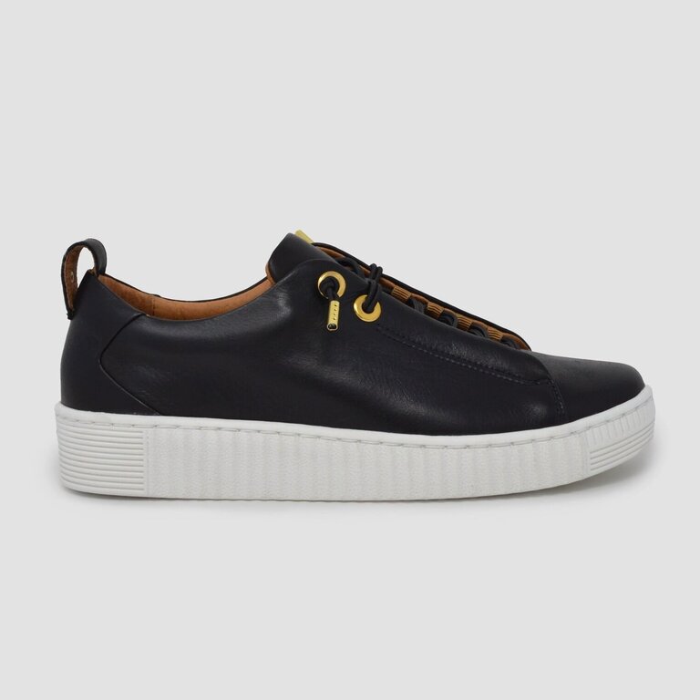Jool sneaker