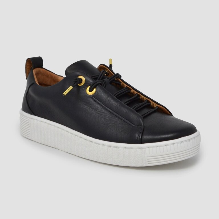 Jool sneaker