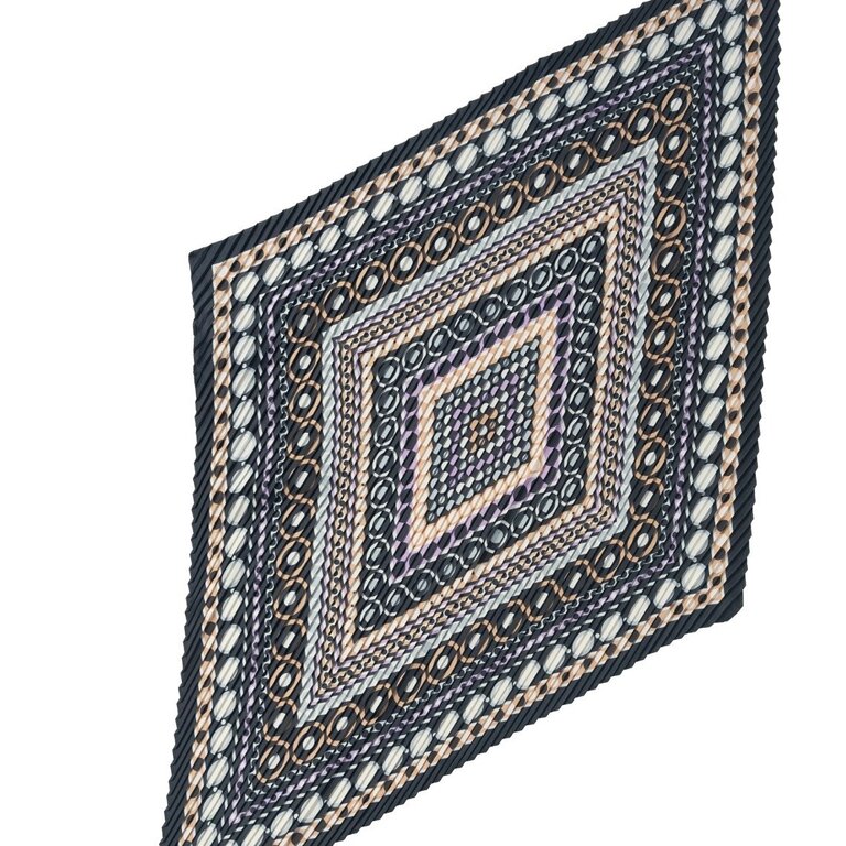 Dots pleated diamond