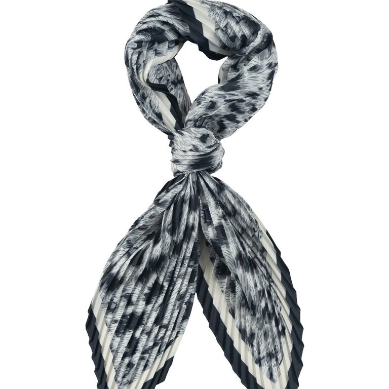 Spots pleated diamond
