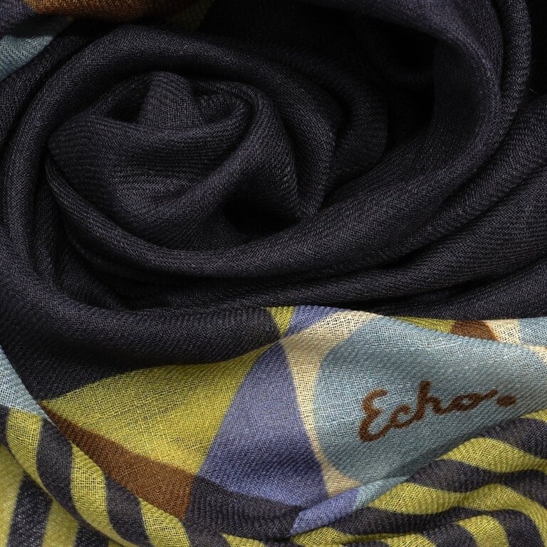 Modern geo wrap