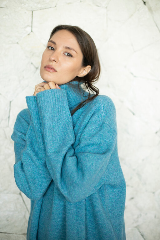 Echo Verde Dog Walker O/S sweater