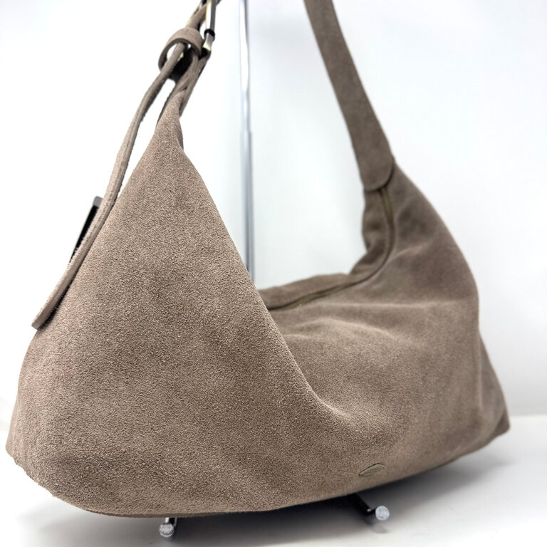 The Trend Italy Suede bag w/buckle strap