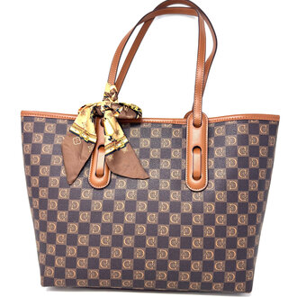 miss caprice Graphic tote
