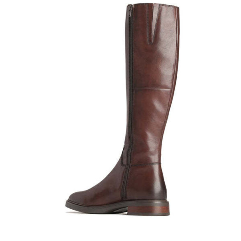 EOS Blanche tall boot