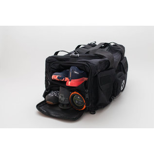 big duffle bag with wheels