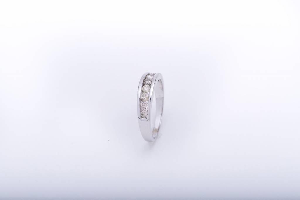 White Gold Channel Set Diamonds 14k