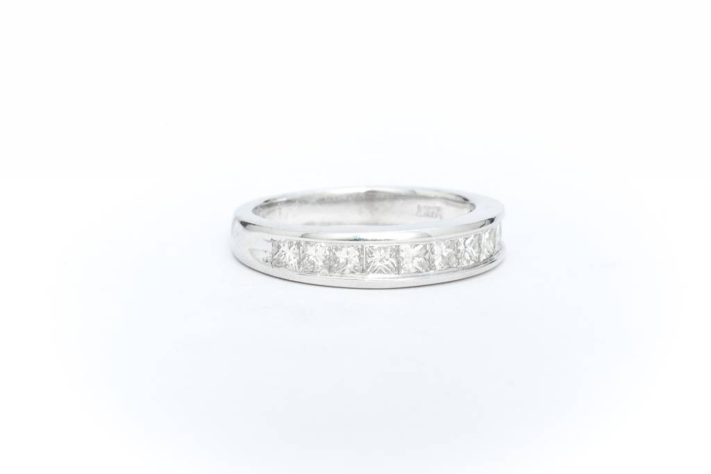 Princess Cut White Gold Channel Ring 14k