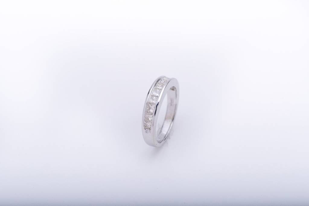Princess Cut White Gold Channel Ring 14k