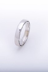 White Gold Fashion Ring With Side Accent Diamonds 14k