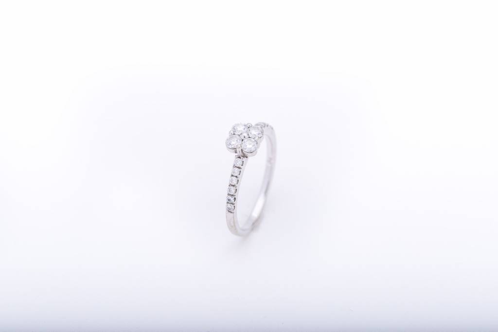 Diamond Clover White Gold Ring 14k