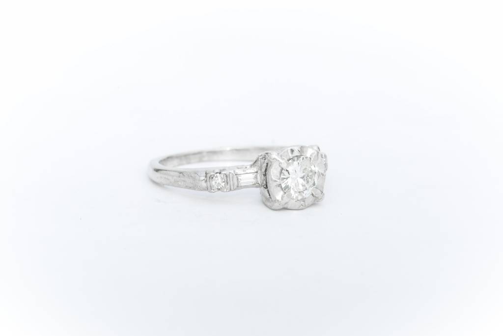 Diamond Halo Engagement Ring White Gold 14k