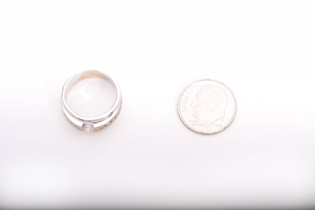 Mens Two-Tone Diamond Band 14k