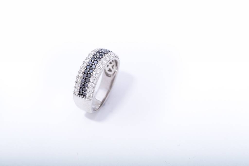 Ladies Black and White Diamond 4 Row Ring White Gold 14k