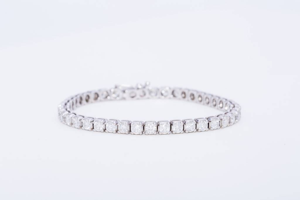 Ladies Diamond Tennis Bracelet 18k