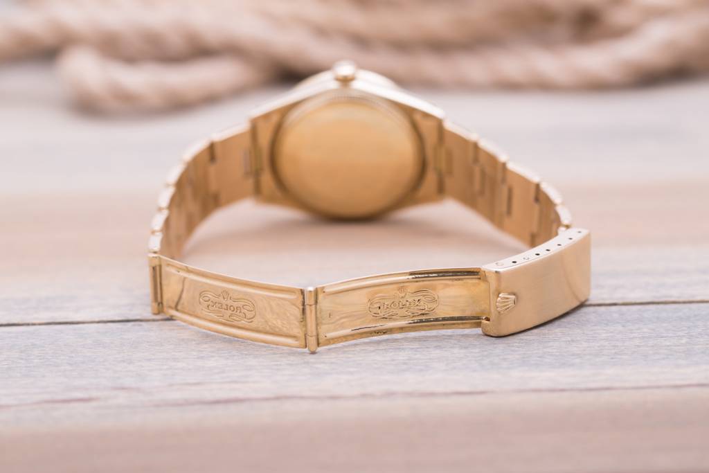 Rolex Rolex Oyster Perpetual Date Gold Watch