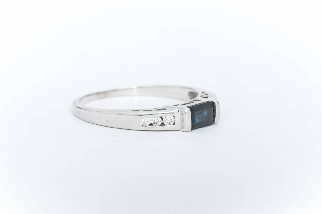 Blue Sapphire White Gold Ring 14k