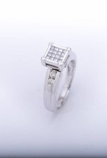 Diamond Square Cluster Frame Ring White Gold 14k