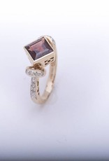 Ruby and Diamond Ring Yellow Gold 14k