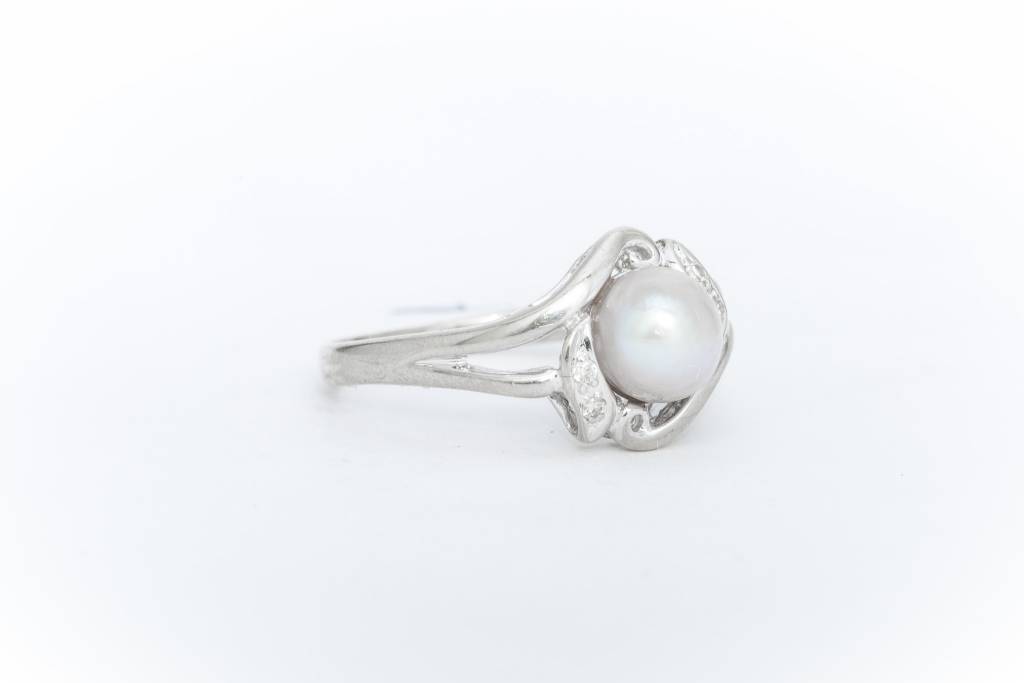 Pearl and Diamond Ring White Gold 14k
