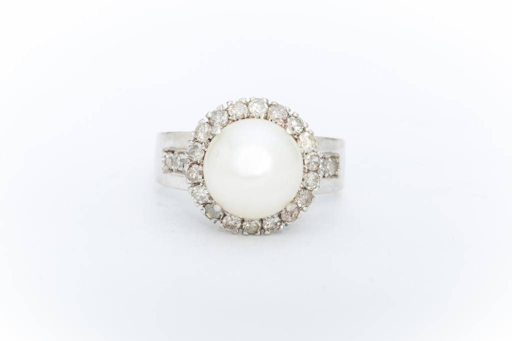 Pearl Diamond Framed Ring White Gold 14k