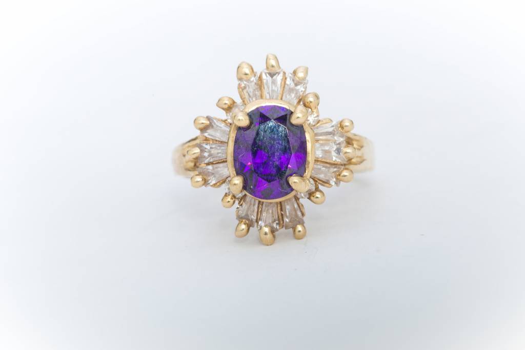 Amethyst and Diamond Ring Yellow Gold 14k