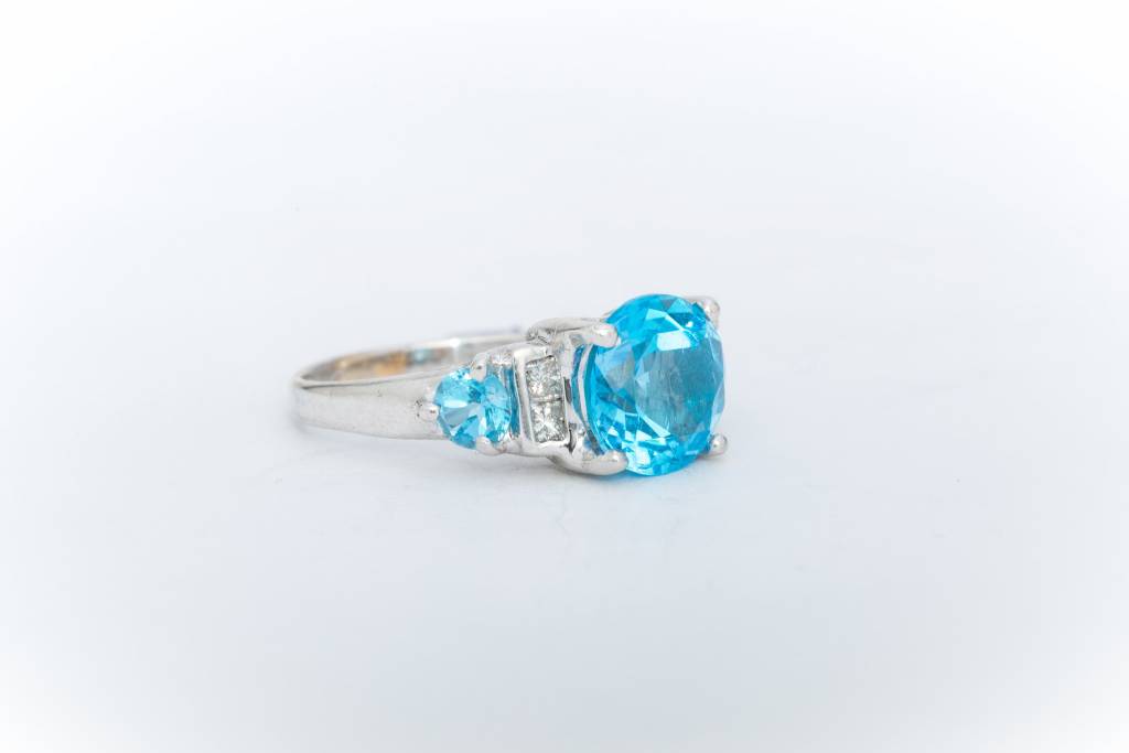 3 Stone Aquamarine and Diamond Ring White Gold 14k