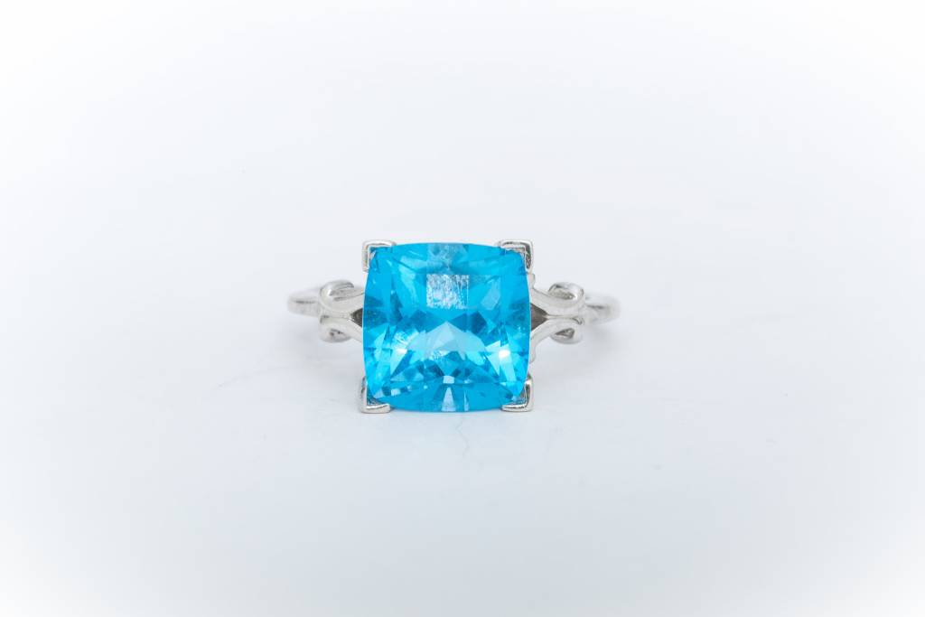 Cushion Cut Aquamarine Ring White Gold 14k