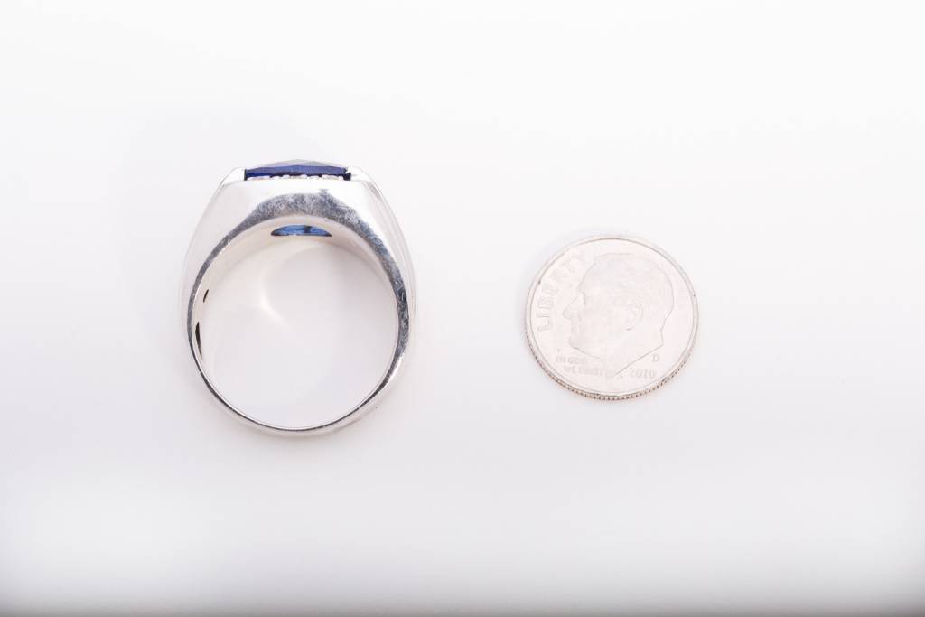 Diamond Framed Blue Sapphire Ring White Gold 14k
