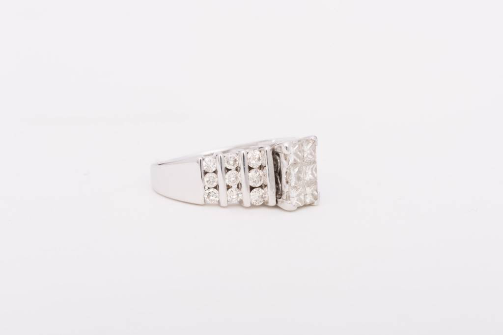 6 Stone Princess Cut Rectangle with 6 Diamond Bar Frame White gold 14k
