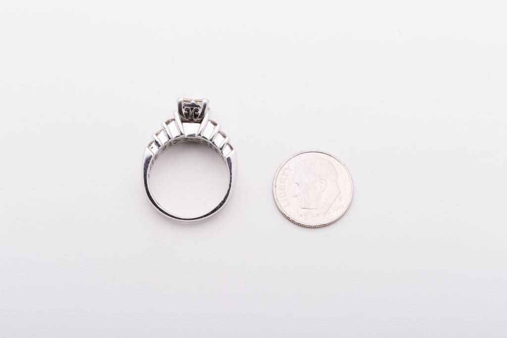 6 Stone Princess Cut Rectangle with 6 Diamond Bar Frame White gold 14k