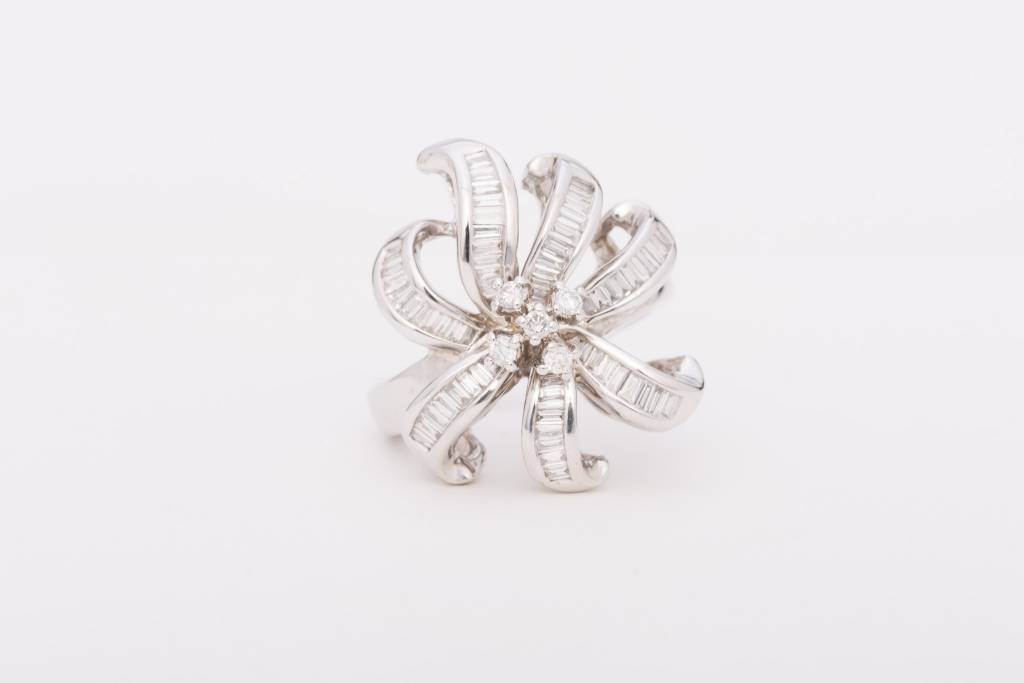Diamond Flower Ring White Gold 14k