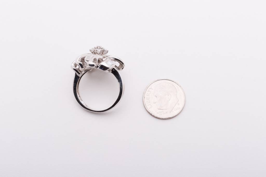 Diamond Flower Ring White Gold 14k