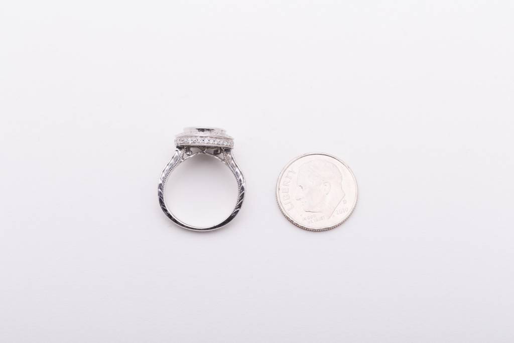 Round Framed Diamond Cluster White Gold 14k