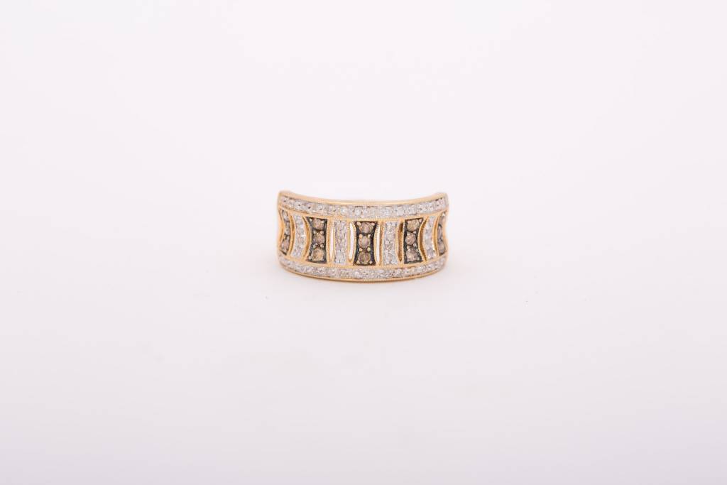 Antique Style Black and Clear Diamond Ring Yellow Gold 14k