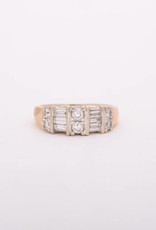 Round and Baguette Bar Ring Yellow Gold 14k