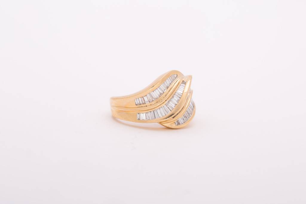 Baguette Wave Ring Yellow Gold 14k