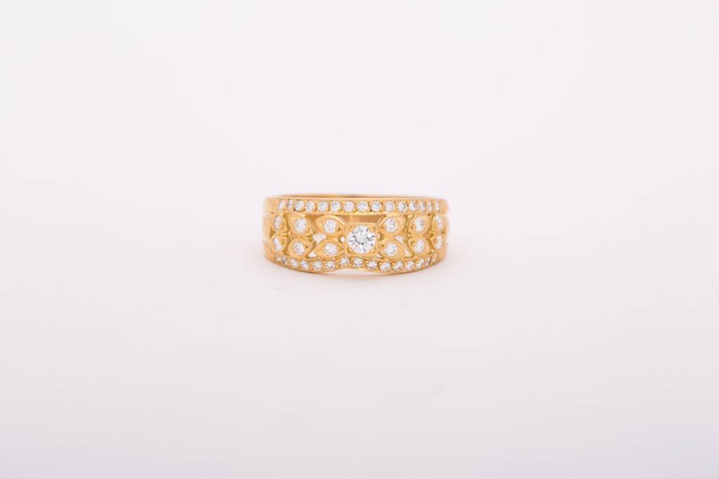 Vintage Style Leaf Diamond Band Yellow Gold 14k