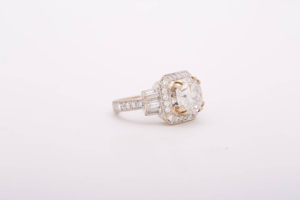 Framed Antique Style Diamond Ring Two-Tone Gold 14k