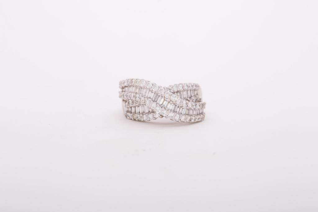 Diamond Bypass Channel Ring White Gold 14k