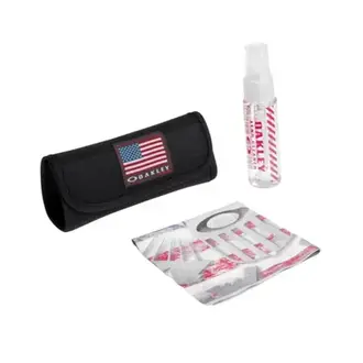 Oakley Oakley Lens Cleaning Kit