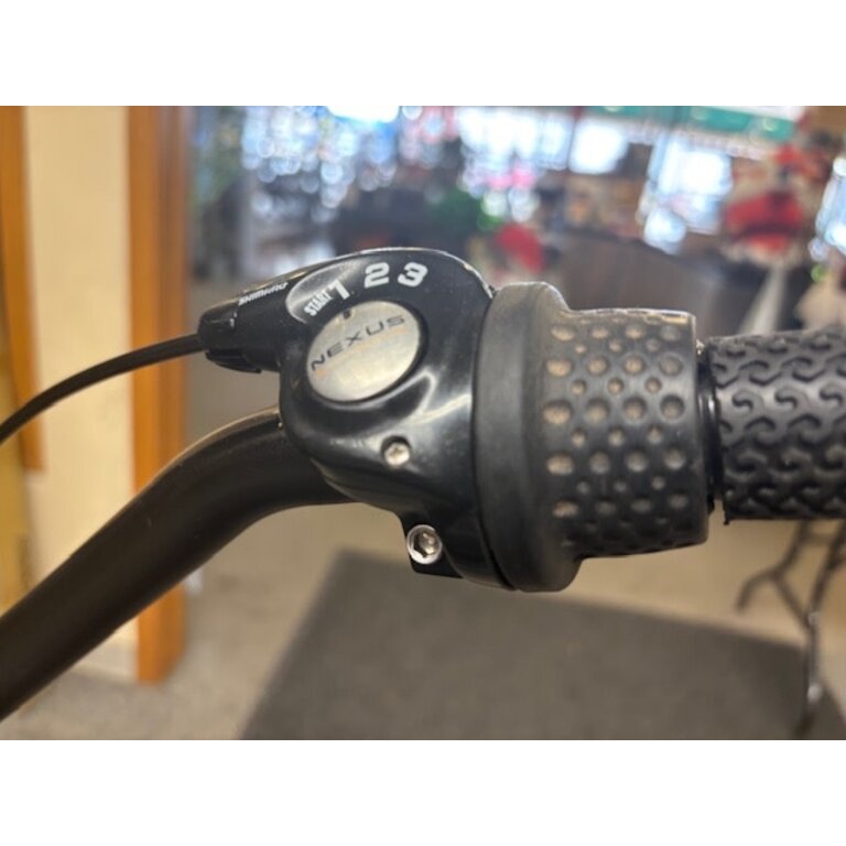 SUN BICYCLES USED SUN REVOLUTIONS 3 SPEED STEP OVER BROWN/BLUE 26" WHEEL