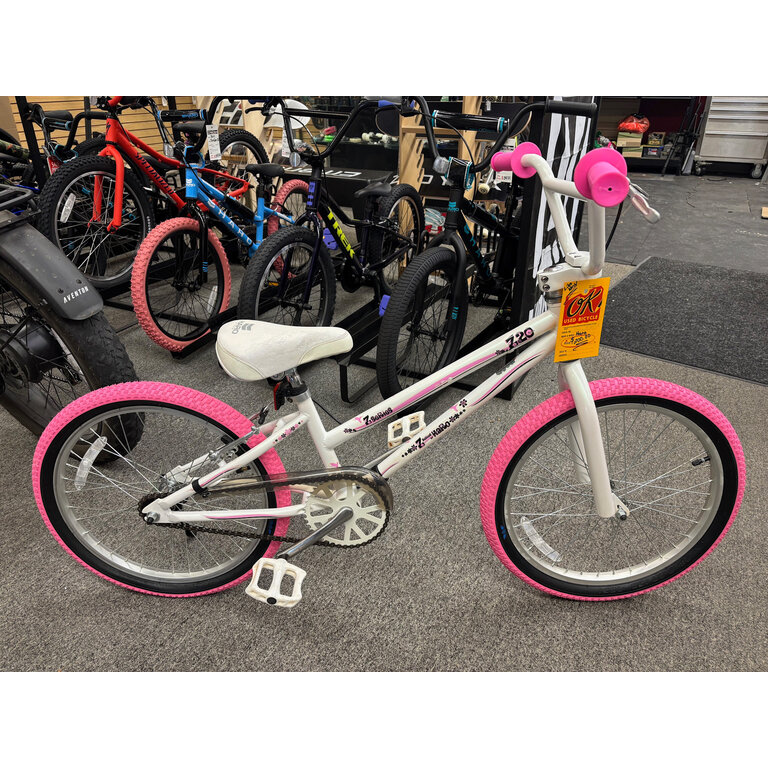Haro USED HARO Z20 WHITE/PINK 20" STEP THRU FRAME