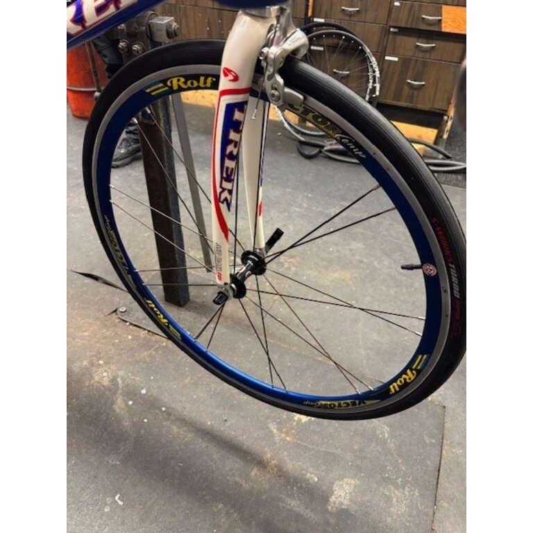 TREK USED TREK 5500 USPS EDITION RED, WHITE, BLUE 54CM
